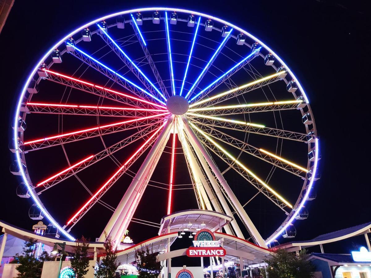 Whispering Winds, Hot Tub, Game Room, Wifi, 1089 Free Tickets Each Paid Day, Dollywood And More Gatlinburg Luaran gambar